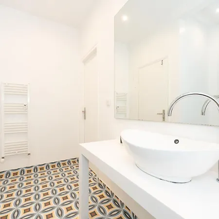 Apartment Spacious Peaceful In Athen