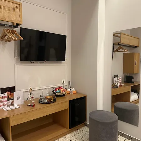 Hotell Belle - Luxury At Monastiraki Railway Station Aten
