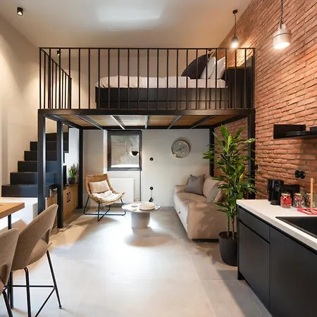 Three-apartment Building With Rooftop Access - Acropolis View Aparthotel
