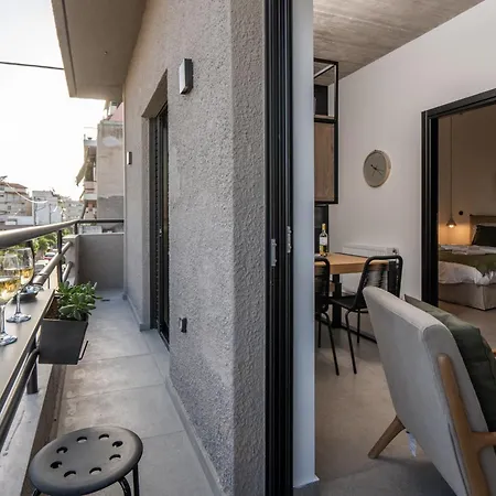 Three-apartment Building With Rooftop Access - Acropolis View