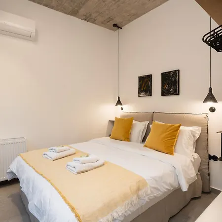 Three-apartment Building With Rooftop Access - Acropolis View Aparthotel Athens