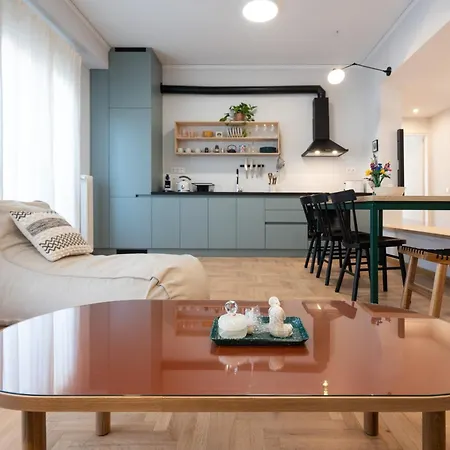 3br Petralona Escape דירה