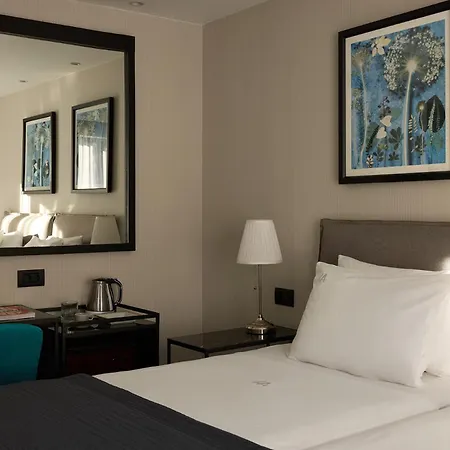Astor 4* Atina