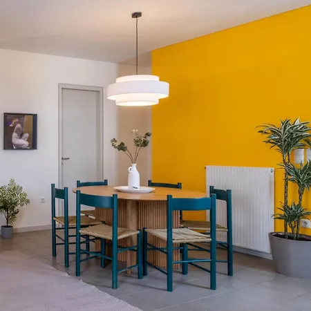 Award-winning Yellow-spot *