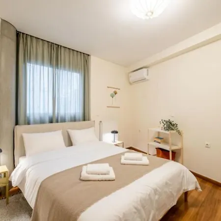 Award-winning Yellow-spot Apartamento *