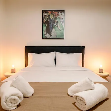 Apartamento Acanthus Art Deco Retreat 250 From Metro & Archaeology Museum *