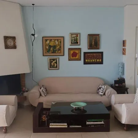 Cozy With Sea View Homestay Athens