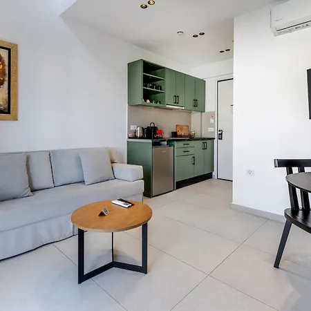 Genesis Luxury דירה