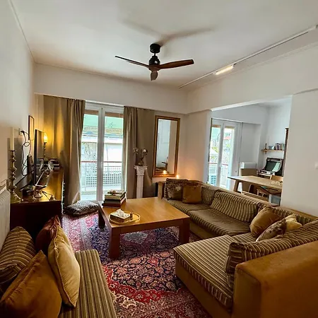 Apartment Spacious In Lycabettus Hill Athen