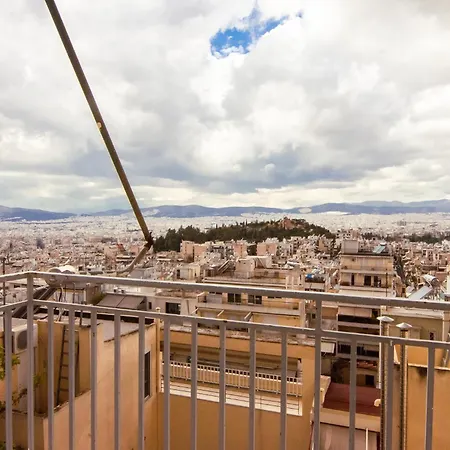 Spacious In Lycabettus Hill Apartment Athen