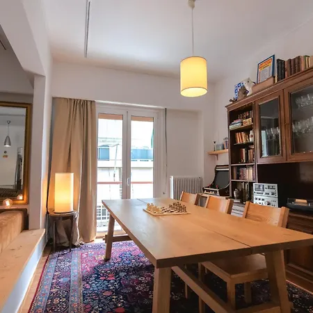 Spacious In Lycabettus Hill Apartment