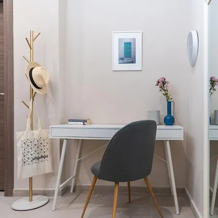 Charming Minimal In The Center Of Glyfada