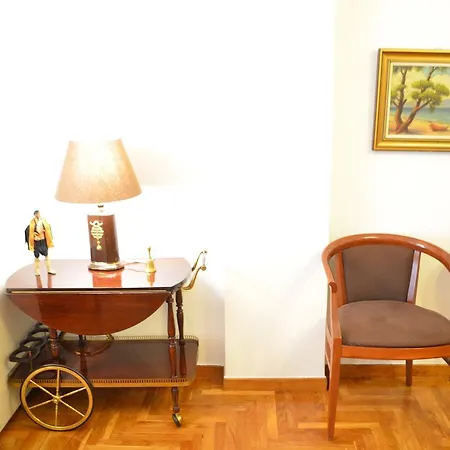 Pedion Areos Park 5 Center 5 Apartment *