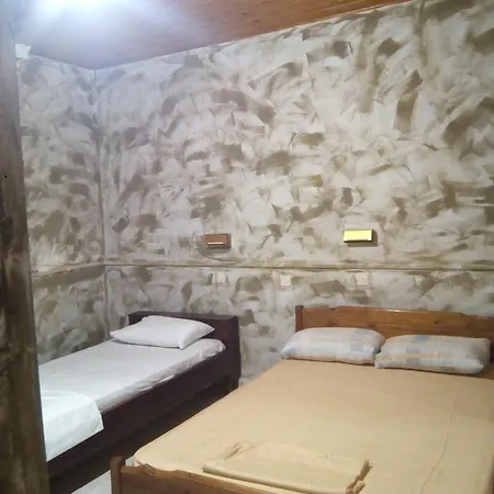Hotel Feron 2*