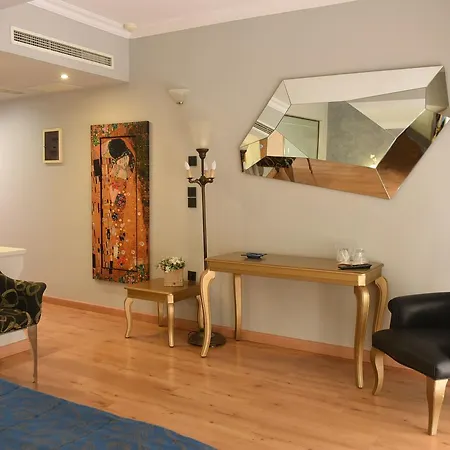 Orion Hotel 2*