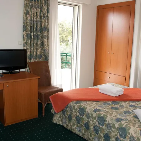 Nestorion Hotel 2*