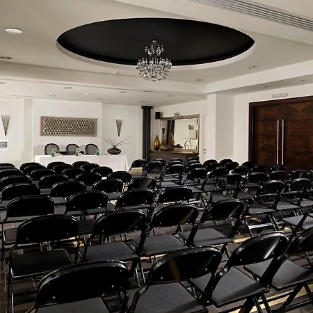 Western Embassy Hotel 4*