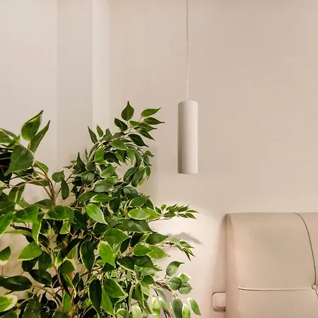 Apartamento Stunning αpartment ιn τhe Heart Athens. *