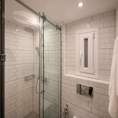 Stunning αpartment ιn τhe Heart Athens. Apartamento Atenas