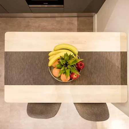 Stunning αpartment ιn τhe Heart Athens. Apartamento