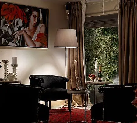 Western Embassy Hotel 4*