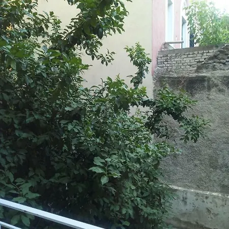 New With A Separate Entrance Near The Subway. Apartament *