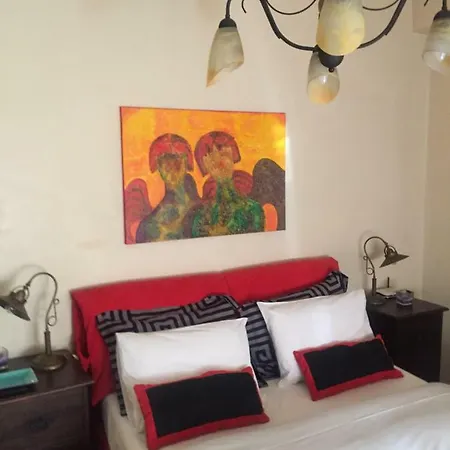Art House Apartment *
