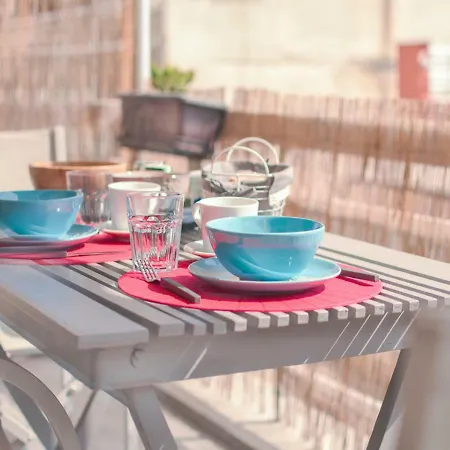 Appartamento Modern Minimalistic Sunny With Balcony