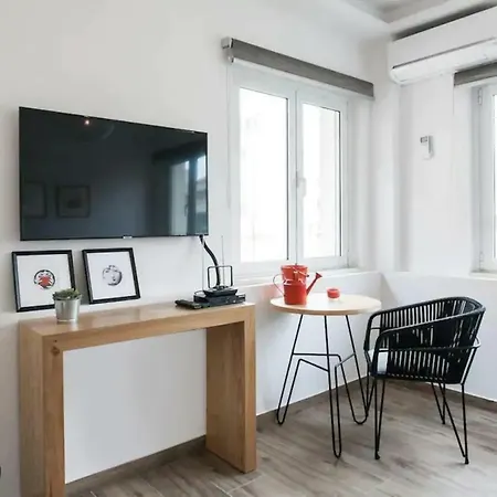 Apartment Cosmosdome. View In The Heart Of Athens! Athens