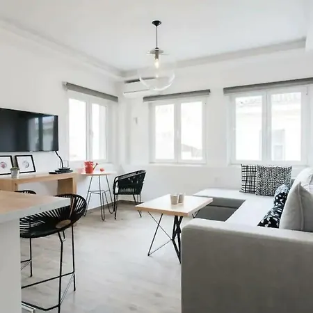 Cosmosdome. View In The Heart Of Athens! Apartment *