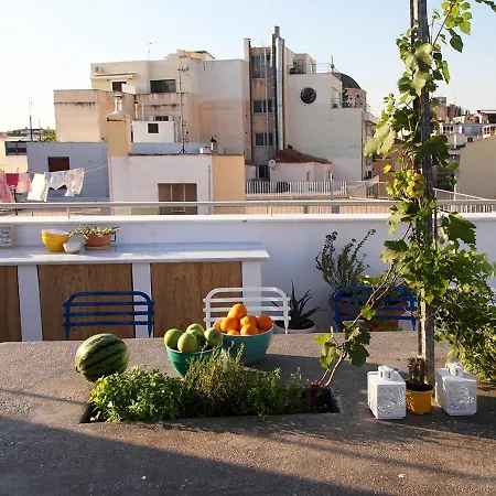 The Marble Suites, Plaka