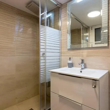 Brand New Decorated Flat For 4 Ppl In Pagrati Apartment Athens