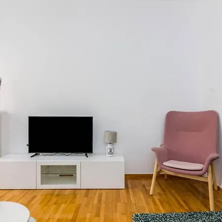 Brand New Decorated Flat For 4 Ppl In Pagrati Apartment Athens