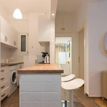 Brand New Decorated Flat For 4 Ppl In Pagrati Apartment Athens