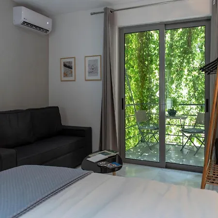 Bright Eco Apartman *