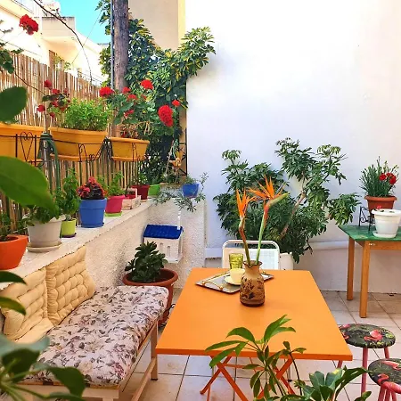 Casa Bonita, House With Private Entrance And Garden, Between Center And Sea *