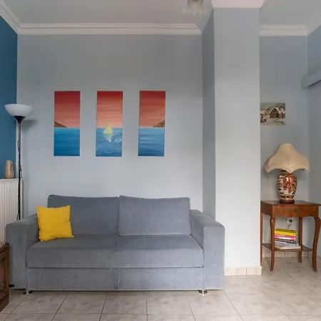 Casa Bonita, House With Private Entrance And Garden, Between Center And Sea Apartment