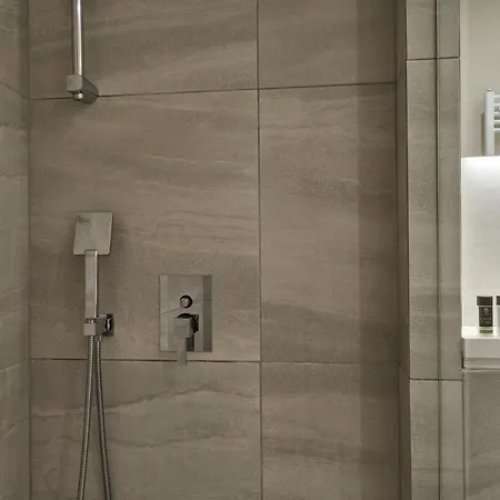 Charitos Iχ, Chic N Modern 2bd * Athens