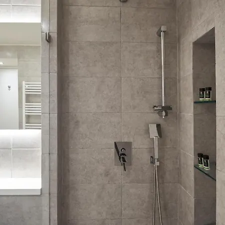 Charitos Iχ, Chic N Modern 2bd
