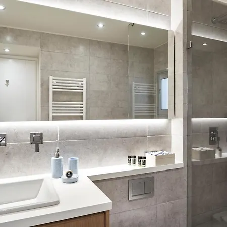 Apartment Charitos Iχ, Chic N Modern 2bd