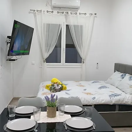 Peaceful Oasis Apartment Athens