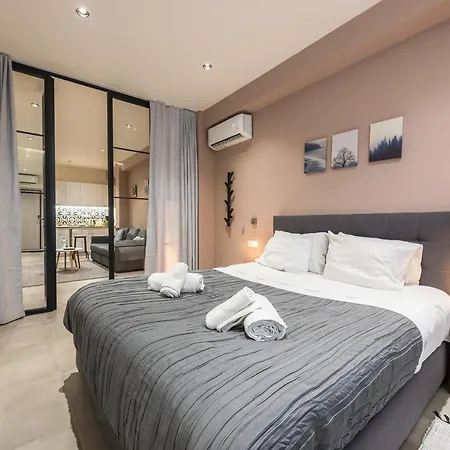 Filia Place Atenas