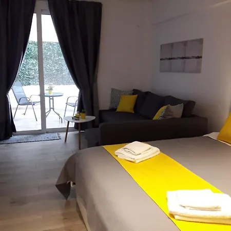 Apartament Kolonaki Luxury Backyard *