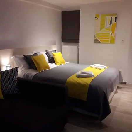 Kolonaki Luxury Backyard Apartament