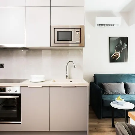 Aparthotel Lux&easy Downtown