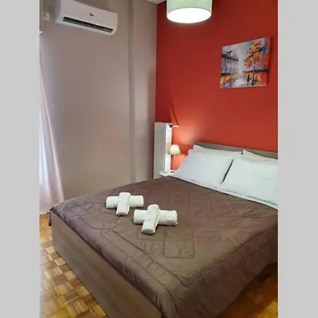 Greek Hospitality In A Modern Atenas