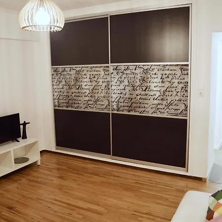 Apartment With Acropolis Views! Sq1