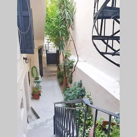 Cozy Stylish Apt., 800m To Metro, 2min To Highway Apartment Athens