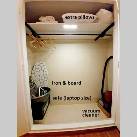 Cozy Stylish Apt., 800m To Metro, 2min To Highway Apartment *