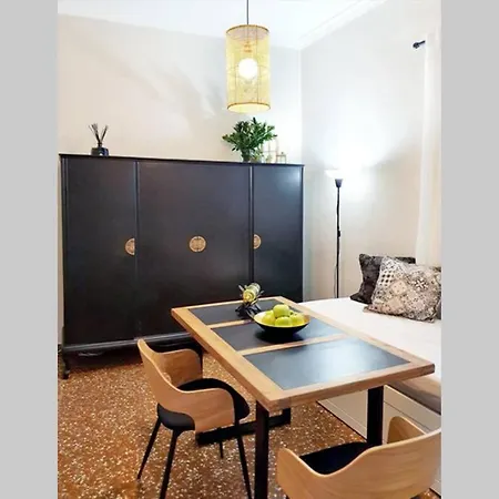 Cozy Stylish Apt., 800m To Metro, 2min To Highway * Athens